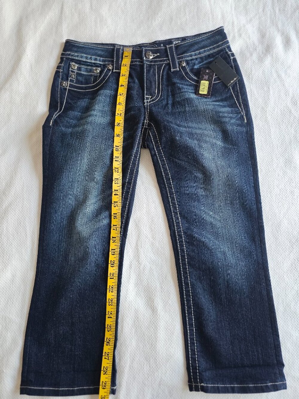 Miss Me cuffed capri dark wash denim/ jeans. model #JP5771P - Picture 7 of 12